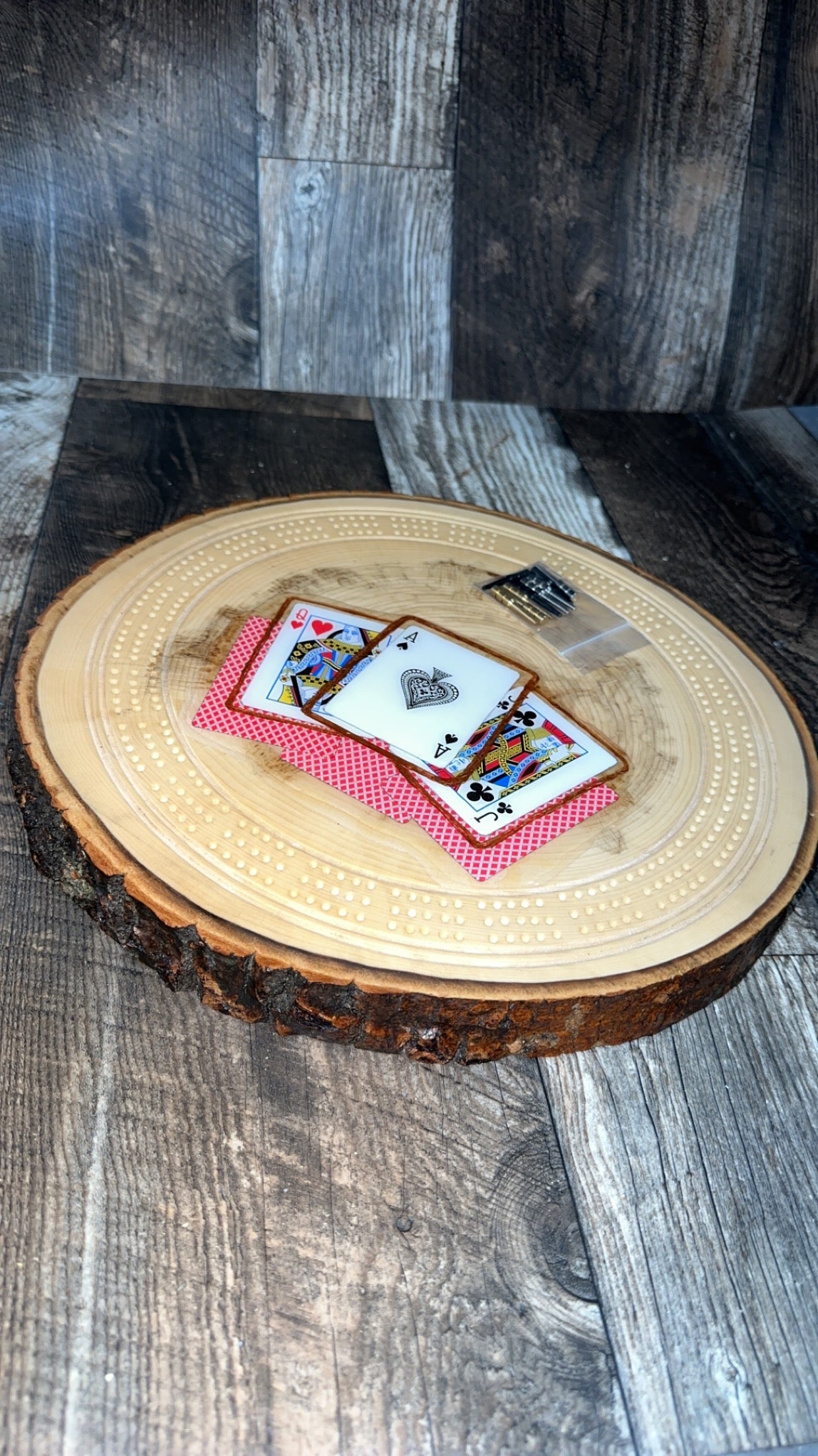 Round Cribbage Board