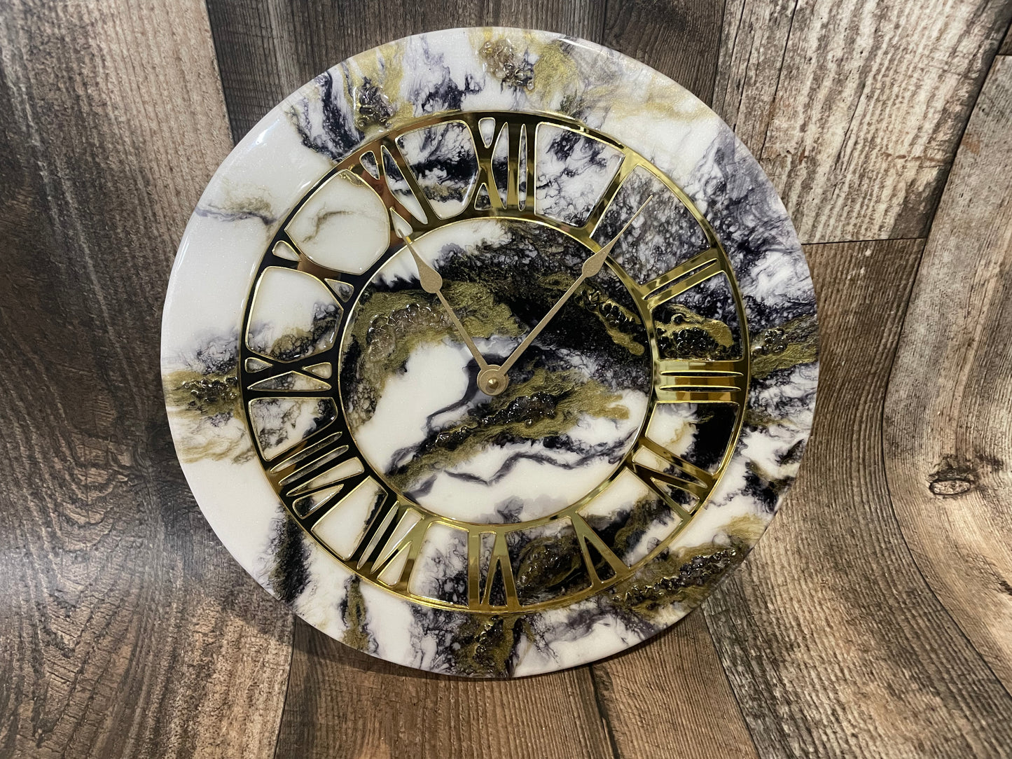 15” Geode Style Clock